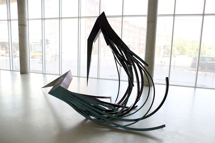 D002, black steel, 350 × 250 × 550 cm — view 5