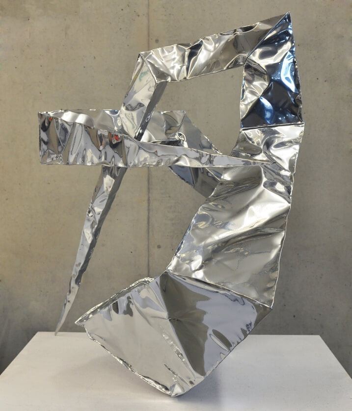 Wrak, stal czarna, 75 × 75 × 65 cm — ujęcie 3